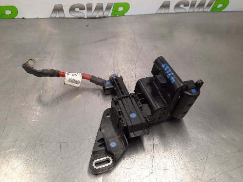 BMW F20 F30 F32 1 3 4 SERIES Power Distribution Module