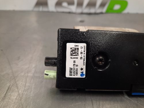 BMW F22 F87 30 F80 F32 F82 2 3 4 SERIES Aerial amplifier AM FM