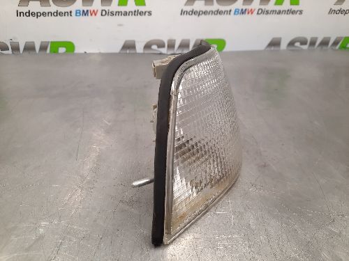 BMW E36 3 SERIES O/S Drivers Side Front White Turn Indicator 4DR