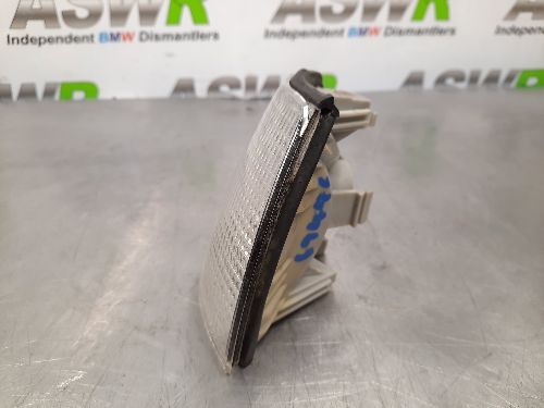 BMW E36 3 SERIES O/S Drivers Side Front White Turn Indicator 4DR