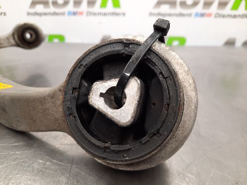 BMW E65 E66 7 SERIES O S F Drivers Side Front Hub