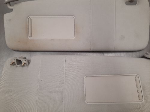 BMW E65 E66 7 SERIES Pair of Sun Visors with Make Up Lamp