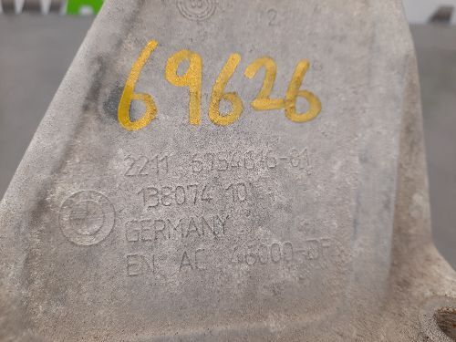 BMW E65 E66 7 SERIES N62 N62N O/S Drivers Side Engine Bracket