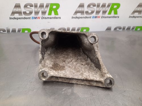 BMW E65 E66 7 SERIES N62 N62N O/S Drivers Side Engine Bracket