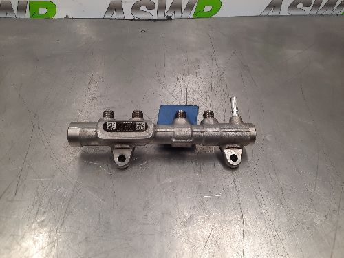 BMW Fuel Injector Rail B37 DIESEL F20 F21 F45 F46 1 2 SERIES F48 X1