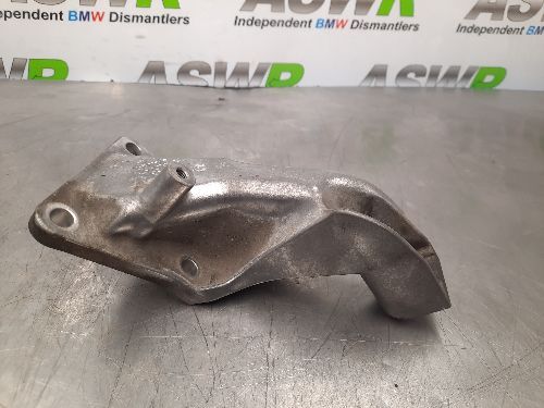BMW E46 3 SERIES N42 NS Passenger Side Engine Mount Bracket