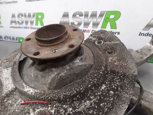 BMW Front Wheel Hub O/S Drivers Right F07 F01 F02 5 7 SERIES