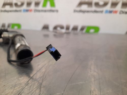 BMW Seat Belt Tensioner Front N/S Passenger Side F10 F01 5 7 SERIES