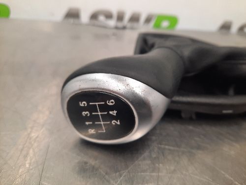 BMW 6 Speed Leather Gearknob with Gaiter F20 F21 1 SERIES