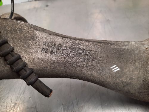 BMW Front Wheel Hub O/S Drivers Side F10 F11 F12 F13 5 6 SERIES