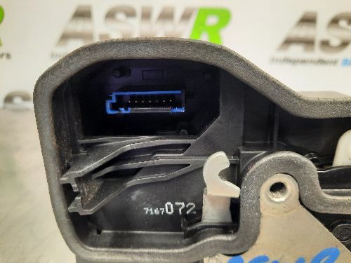 BMW E & F Generation Door Catch Front O/S Drivers