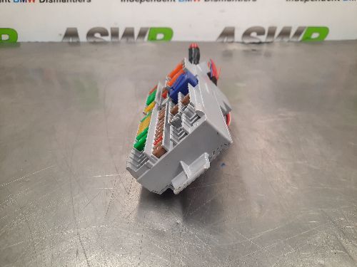 BMW Front Power Distribution Fuse Box G30 G31 G32 G11 5 6 7 SERIES