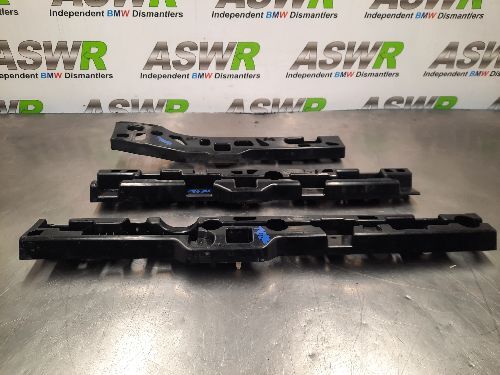 BMW Side Skirt Bracket Set O/S Drivers Side F90 G30 G31 5 SERIES M5