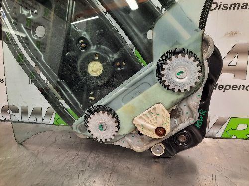 BMW 1 SERIES Window Regulator / Glass O/S Rear E88 Convertible