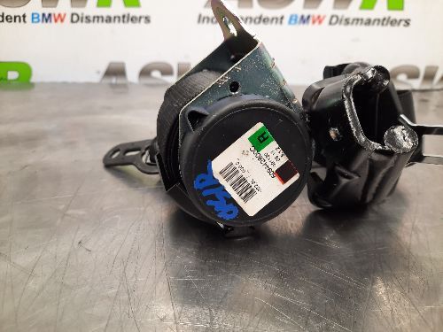 BMW Rear Seat Belt O/S Drivers Right E88 1 SERIES Convertible
