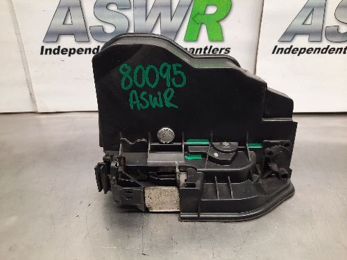 BMW E & F Generation Door Catch Front N/S Passenger Side