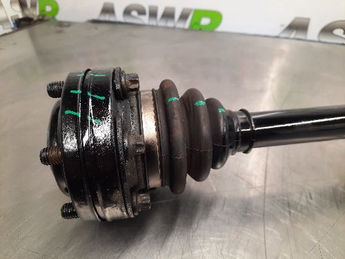 BMW E84 X1 Driveshaft Rear O/S Drivers Right