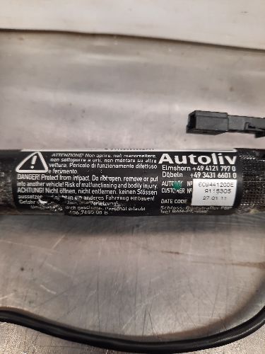 BMW Seat Belt Tensioner Front N/S Passenger Side F10 F01 5 7 SERIES