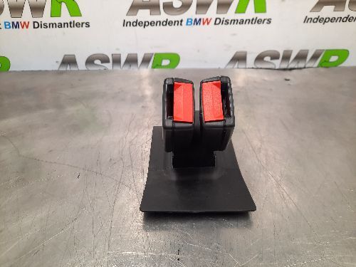 MINI Cooper Seat Belt Buckle Rear Centre R50 R52 R53