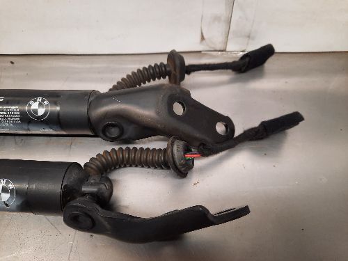 BMW Tailgate Struts Electric Pair F46 2 SERIES Gran Tourer