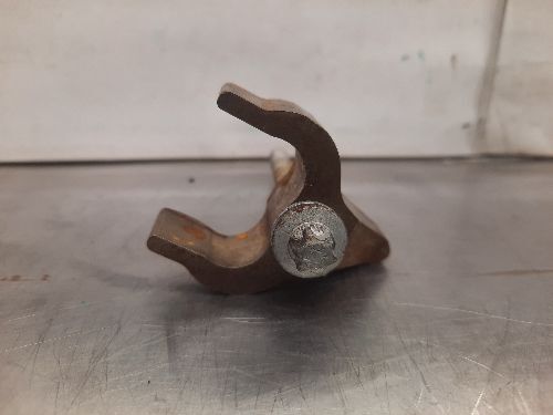 BMW Fuel Injector Clamp B37 B47 N47N Diesel Engines