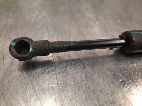 BMW Z3 Bootlid Gas Strut Single