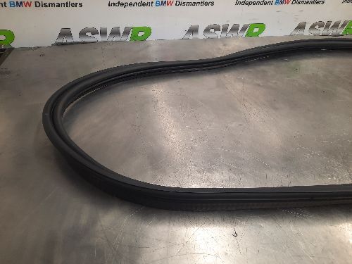 BMW Boot Lid Tailgate Seal F40 1 SERIES