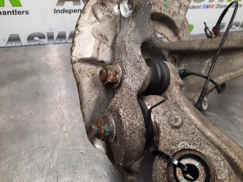 BMW Front Wheel Hub O/S Drivers Side F10 F11 F12 F13 5 6 SERIES