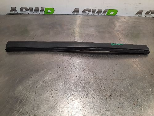 BMW Engine Hood Lateral Seal E63 E64 6 SERIES