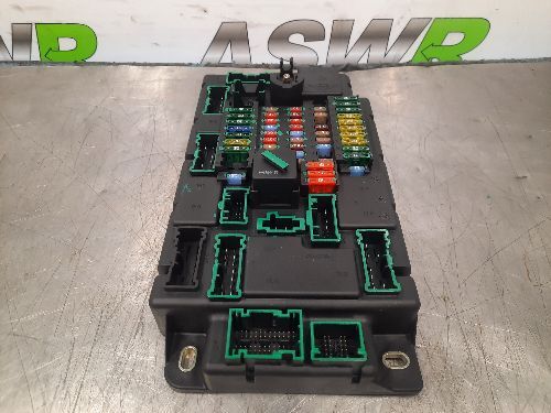 MINI H4 PL3 SPEG Footwell Junction Fuse Box R61 Paceman