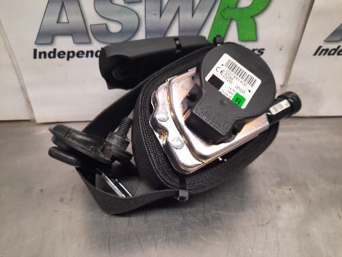 BMW 2 SERIES Front Seat Belt O/S Drivers Right F45 F46