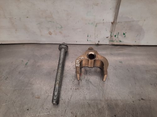 BMW Fuel Injector Clamp B37 B47 N47N Diesel Engines
