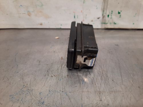 BMW E31 8 SERIES E36 3 SERIES Hazard Switch