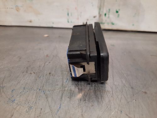 BMW E31 8 SERIES E36 3 SERIES Hazard Switch