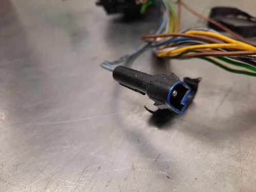 BMW E31 8 SERIES Indicator Stalk Switch