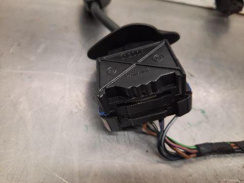 BMW E31 8 SERIES Wiper Stalk Switch