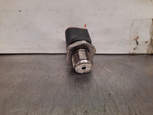 BMW Fuel Pressure Sensor Diesel E88 F30 F10 3 4 5 SERIES