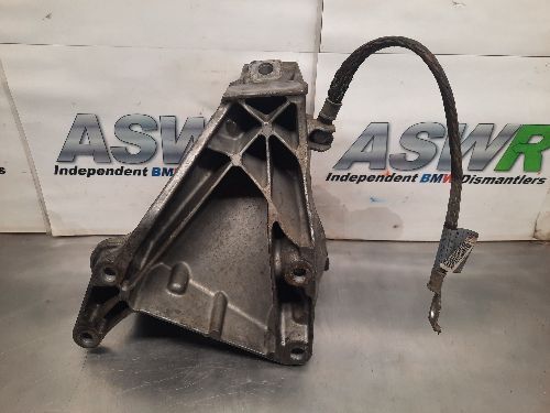 BMW E87 E90 1 3 SERIES DIESEL M47N2 Passenger Engine Bracket