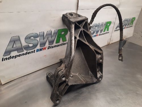 BMW E87 E90 1 3 SERIES DIESEL M47N2 Passenger Engine Bracket