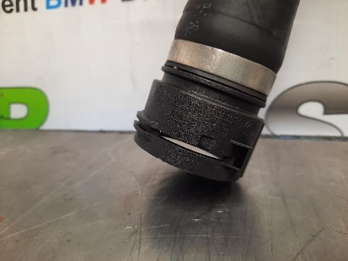 BMW Radiator Top Coolant Hose M57N2 DIESEL E70 X5 E71 X6