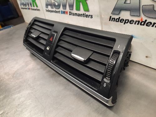 BMW E70 E71 X5 X6 Dashboard Centre Air Vent