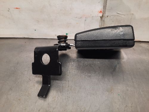 BMW E70 X5 E71 X6 LEFT RIGHT Rear Seatbelt Sock Buckle