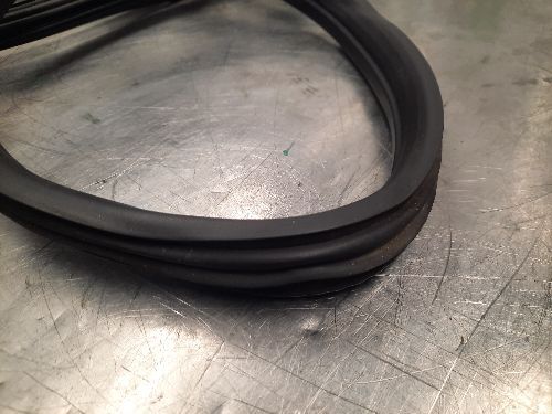 BMW Rear Door Edge Protection Gasket Seal E36 3 SERIES Saloon Touring