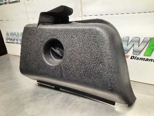 BMW Rear Light Bulb Cover O/S Drivers Side E36 3 SERIES Saloon