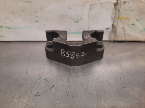 BMW Fuel Injector Clamp Flange M57N2 Diesel E90 E60 E65 E70