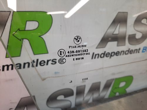 BMW E87 1 SERIES 5dr O/S Drivers Side Front Door Glass