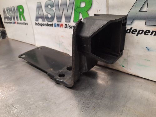 BMW Radiator Support Bracket Right Side E81 E87 E90 E93 1 3 SERIES
