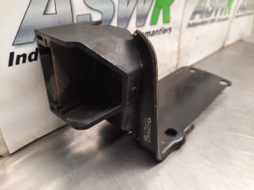 BMW Radiator Support Bracket Left Side E81 E87 E90 E93 1 3 SERIES