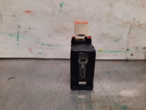 BMW USB AUX-IN Socket E90 F30 E60 F10 3 5 6 7 SERIES