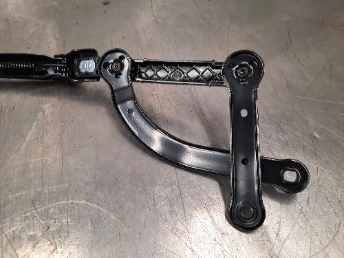 BMW E60 E61 E63 E64 5 6 Series O S Drivers Wiper Arm